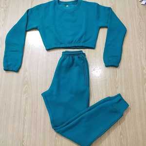 Chándales de lana con diamantes de imitación para mujer, ropa de calle de nailon juvenil, chándal de terciopelo personalizado de buena calidad de algodón grueso para invierno - Product Image 1