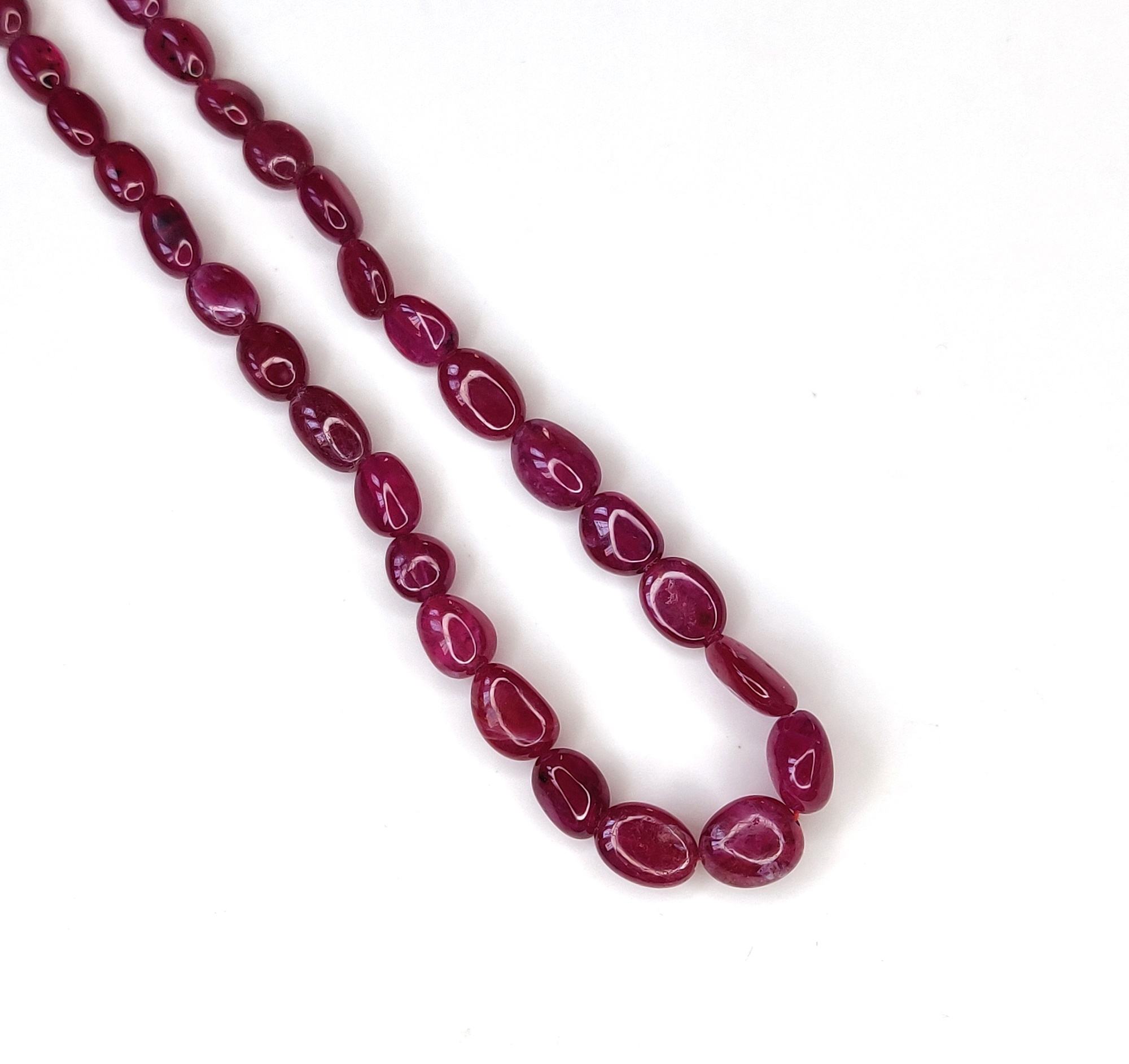 สีชมพูแดง