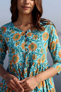 Women's Cotton Midi Dress Block Print Summer Streetwear with Unique Button Decoration Woven and Sustainable Natural Waistline - Product Image 5