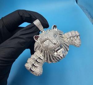 จี้เพชรโมอิสซาไนต์ VVS แบบฮิปฮอป ดีไซน์สิงโต ชุบทอง เงินแท้ 925 หรูหรา แฟชั่น ราคาถูก - Product Image 3