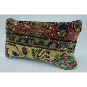 Cojín Decorativo Bohemio Multicolor de Lana Kantha con Parches, Ecológico, Antideslizante, Extraíble y Lavable, 8x16 Pulgadas, Estilo Vintage - Product Image 3