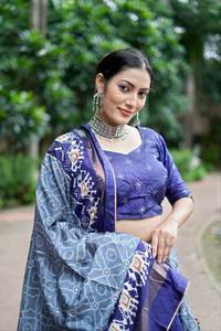 Dernier designer indien Wedding & Party Wear Femmes Lourdes Georgette Broderie Travail Plein Flair Lehenga Choli Prix de gros - Product Image 2