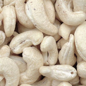 Meilleur tarif Noix de cajou brutes Prix à l'exportation Noix de cajou Noix de cajou Vente en gros de noix de cajou exportées à Dubaï, Union européenne, Moyen-Orient - Product Image 1