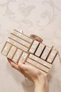 Pochette en résine de luxe faite à la main, broderie écologique, strass, été, personnalisable, haute qualité, meilleur prix, design décoratif - Product Image 5