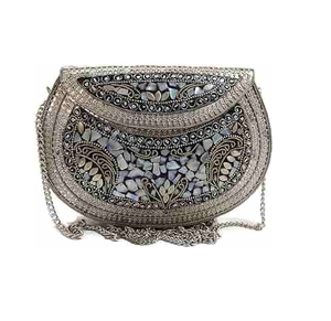 Sac en métal Pochette avec poignée métallique détachable Designer de luxe Sac à main pour femme Sac en métal nouveau designer - Product Image 4