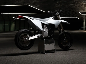 มอเตอร์ไซค์ไฟฟ้า 2026 BRAND NEW FIRST STARK-VARG SM SUPER MOTO EBIKE รุ่นใหม่ล่าสุดสำหรับขาย - Product Image 4