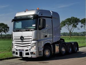 Camion tracteur d'occasion Mercedes-Benz Actros 4163 8x4 Diesel Transmission Automatique 450ch Euro 5 pour Transport Logistique (2017) - Product Image 1
