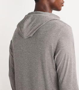 Sweat à capuche unisexe vert olive avec capuche à cordon réglable, poche kangourou, poignets et ourlet côtelés, tissu doux en coton mélangé - Product Image 6