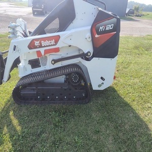 Bobcats MT120 Steer Loader Equipo eficiente y duradero construido para un rendimiento Calidad Premium garantizada con entrega rápida - Product Image 1