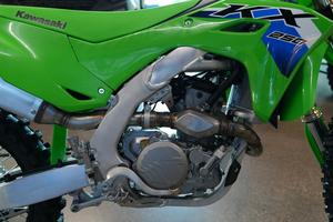 จักรยานยนต์วิบาก KX 250ของ2026สินค้าขายดีที่สุด100% โรงงานของแท้พร้อมการรับประกัน1ปี - Product Image 3