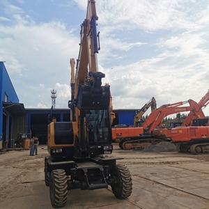 Excavatrice sur roues SANY SY65W G4 de 6,5 tonnes, mouvement flexible, idéale pour la rénovation des routes urbaines - Product Image 4