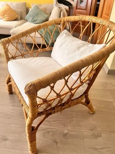 Sillón redondo de ratán natural tejido a mano con cojines blancos de felpa Tamaños personalizados y OEM disponibles - Product Image 3