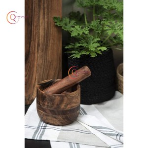 Mortier en bois fait à la main pilon avec pot de médecine en plastique outils d'herbes et d'épices à forte demande pour la maison et l'hôtel Resort utilisation - Product Image 1