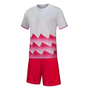 Uniformes de Fútbol para Hombre al por Mayor, Personalizados, de Alta Calidad, Servicio OEM, con Diseño Personalizado para Equipos, Uniformes Deportivos Cómodos de Nuevo Estilo 2022 - Product Image 2