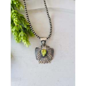 Chimney butte palomino variscite & จี้เงินธันเดอร์เบิร์ด-เครื่องประดับสะสมทางวัฒนธรรม - Product Image 1
