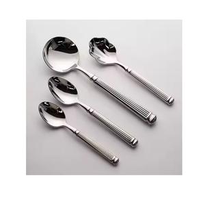 Ensemble de couverts en acier inoxydable Royal Gold SS 304, 4 pièces, avec boîte cadeau, ensembles de couverts de mariage - Product Image 6