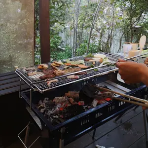 Grelha De Churrasqueira A Carvão Portátil Fácil Montada Grelha A Carvão Leve Feita No Japão