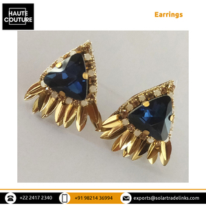 Pendientes de gota de piedra de cristal de zafiro de 3 cm con forma de triángulo hechos a mano para mujer para ropa de fiesta a un precio razonable - Product Image 4
