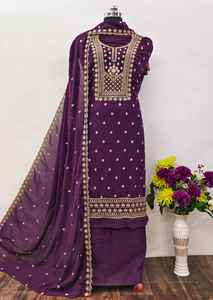 Nuevo traje de material de vestido para mujer bordado con trabajo hecho a mano con bordado de organza Dupatta - Product Image 4