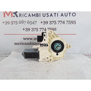 มอเตอร์ควบคุมกระจกหน้าต่างด้านหน้าซ้าย AUDI A6 Avant Serie C6 (4F5) 4F0959801D CAHA (04>12) - Product Image 1