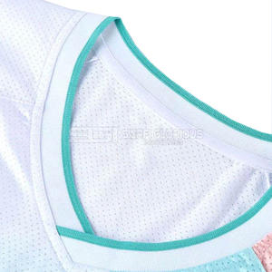 ชุดฟุตบอลสำหรับผู้ชายชุดฝึกฟุตบอลคุณภาพสูงผลิตตามสั่งพิมพ์โลโก้ได้ตามต้องการ - Product Image 4