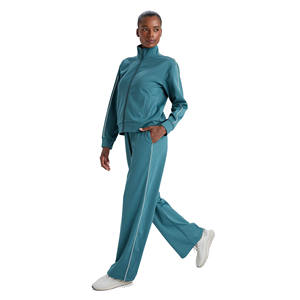 Chándales Deportivos de Poliéster Estampados de Invierno para Mujer, Ajustados, con Capucha, de Primera Calidad, Diseño Personalizado, Compra al por Mayor - Product Image 1