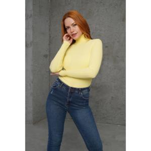 Pull en maille côtelé jaune à col roulé pour femme - Vente en gros - Product Image 2