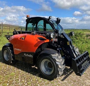 Chargeuse sur pneus compacte Kubota KTH485-2, moteur diesel, couple élevé, rayon de braquage court, équipement de construction, plus de 5 ans - Product Image 4