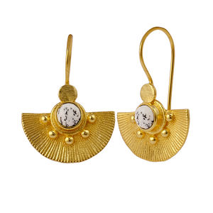 Pendientes chapados en oro de Onyx Trend para mujer, joyería de latón decente hecha a mano con pendientes colgantes de piedras preciosas naturales - Product Image 4