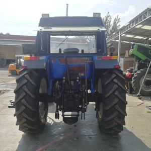 Tractor Agrícola Italiano Usado Original 110-90 de 100 HP con Motor Diésel de 4 Cilindros, Caja de Cambios y Bomba en Venta - Product Image 2