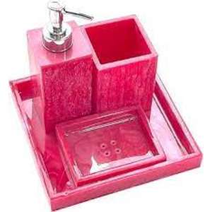 Ensemble de salle de bain unique en résine avec distributeur de savon décoratif et porte-brosse à dents et porte-savon pour maisons modernes - Product Image 3