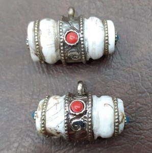 Hạt Trang Sức Xương, Vỏ & Kim Loại - Product Image 1