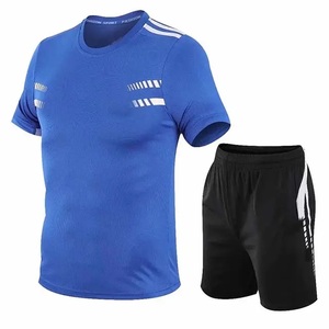Conjunto de Uniforme de Fútbol Azul con Camiseta y Pantalones Cortos Negros, Directo de Fábrica, para Equipos, Proveedor OEM, Uniforme de Fútbol Personalizado al por Mayor - Product Image 1