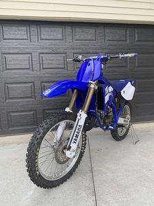 รถมอเตอร์ครอส OMP 2024 YZ450F ลดราคาพิเศษ - ชุดแต่งอุตสาหกรรมเกรด OEM คุณภาพสูง รับประกัน 3 ปี จากออสเตรีย ลดราคาพิเศษ - Product Image 4