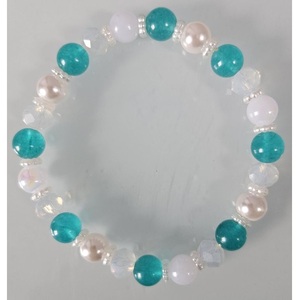 Pulsera con cuentas de resina natural Joyería artesanal única hecha a mano - Product Image 1