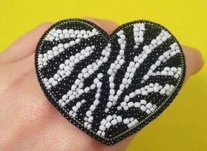 Broches perlées de haute qualité pour femmes, accessoires vestimentaires, pour cadeaux et fêtes - Product Image 4