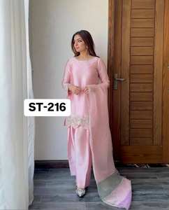 Créateur Crêpe Naturel Lourd Brodé Séquence Travail Moderne Entièrement Cousu Salwar Kameez Dupatta Set Fancy Top-Pent Parties - Product Image 1