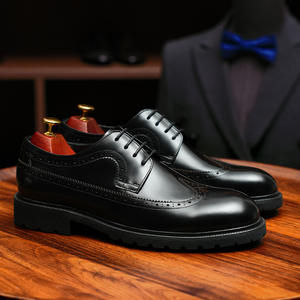 Zapatos Formales de Piel de Becerro de Lujo con Artesanía Hecha a Mano y Suaves para Bodas y Cenas de Gala para Hombres - Product Image 3