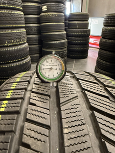 Pneus de voiture d'occasion de haute qualité 13' 14' 15' 16' 17' 18' 19' 20' 21' 22' en gros 235/45R18 205/65R15 Pneus de voiture pour passagers - Product Image 5
