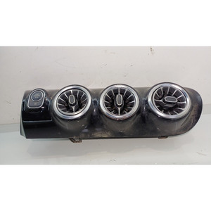 GRILLES D'AÉRATION DU TABLEAU DE BORD MERCEDES Classe A (W177) A1779051001 654920 (18>) - Product Image 1