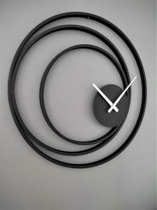Reloj de Pared Decorativo Clásico de Hierro para Sala de Estar, Ofrece un Estilo Atemporal y una Construcción Duradera - Product Image 4