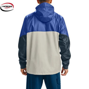 Veste coupe-vent en laine légère de haute qualité pour hommes personnalisée en plein air avec col à capuche longueur régulière pour l'hiver en vente - Product Image 2