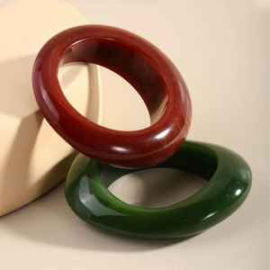 กำไลเรซินที่สะดุดตาสำหรับสวมใส่ในงานปาร์ตี้ - Product Image 2