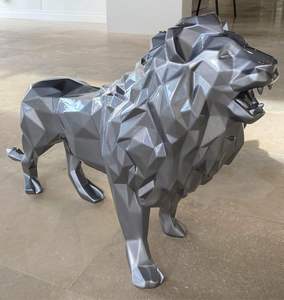 Figure animale élégante en aluminium poli fabriquée pour la décoration de bureau de décor à la maison et la présentation artistique élégante - Product Image 3