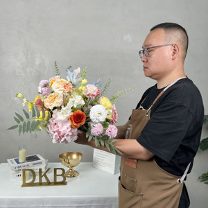 Flor simulada Salón de bodas Arreglo Bola de flores amarillas Venta al por mayor Bola de flores Centro de mesa floral de boda - Product Image 4