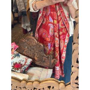 Estilo Largo de Lana Bordada con Paisley Oriental - Product Image 3