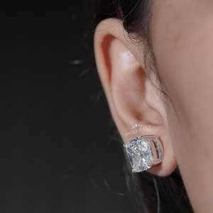Boucles d'oreilles clous en diamant taille coussin certifiées IGI, motif géométrique en or blanc, pour fiançailles et mariage, or rose, or jaune, perle d'or - Product Image 5