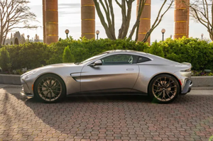 SCFSMGFW5SGN08994 รถสปอร์ตคูเป้สุดหรู ขับเคลื่อนล้อหลัง เครื่องยนต์ 4.0 ลิตร ทวินเทอร์โบ V8 503 แรงม้า แรงบิด 685 นิวตันเมตร ความเร็วสูงสุด 314 กม./ชม. ไมล์น้อย อะไหล่แท้จากโรงงาน - Product Image 5