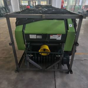 Mini-presse à balles rondes en paille de pin rouge et verte à vendre / Machine à emballer la paille de blé à prix abordable - Product Image 4