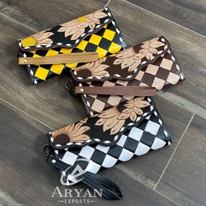 กระเป๋าสตางค์หนังแท้ลายตารางแบบยาวพร้อมสายคล้องมือ ดีไซน์หรูหรา ป้องกันการโจรกรรมข้อมูล RFID ลายดอกไม้สำหรับผู้หญิง ดีไซน์ทันสมัย ใช้เป็นที่ใส่บัตรและกระเป๋าคลัทช์สำหรับเดินทาง - Product Image 1